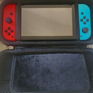 Nintendo switch, Barely Used. Works Great. Games And Case Included.